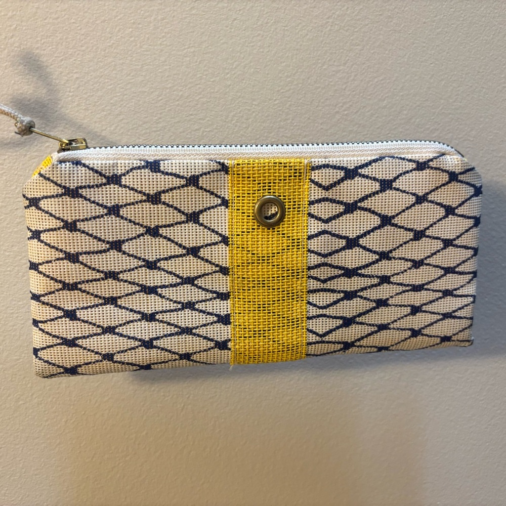 Alaina Marie bait bag clutch